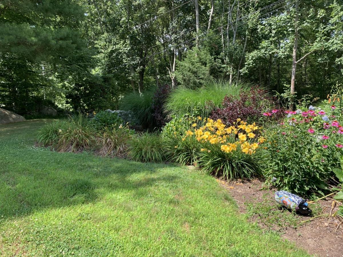 Cozy Bungalow Just Minutes From Mystic, Westerly Beaches, Boating And Casinos! Bungalow Groton Kültér fotó