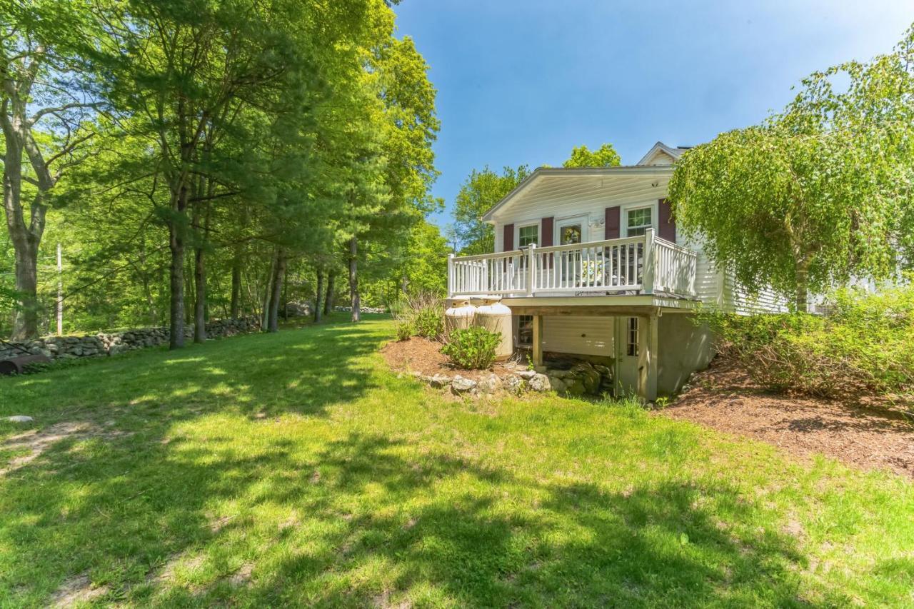 Cozy Bungalow Just Minutes From Mystic, Westerly Beaches, Boating And Casinos! Bungalow Groton Kültér fotó
